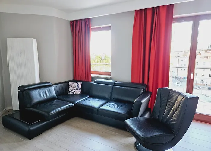 5 Pietro Apartamentowca W Sercu Poznania