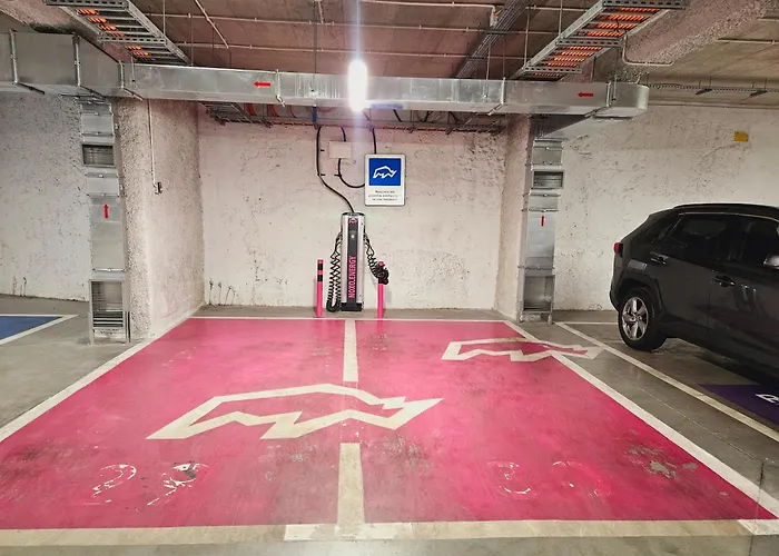 5 Pietro Apartamentowca W Sercu Poznania