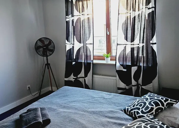 5 Pietro Apartamentowca W Sercu Poznania